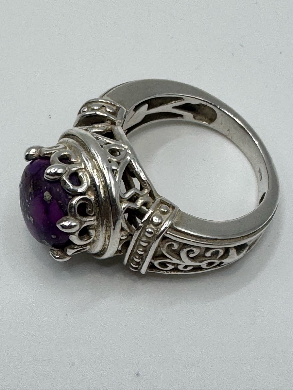 Vintage Sterling Silver Crown Mount Purple Stone Ring - Picture 12 of 13